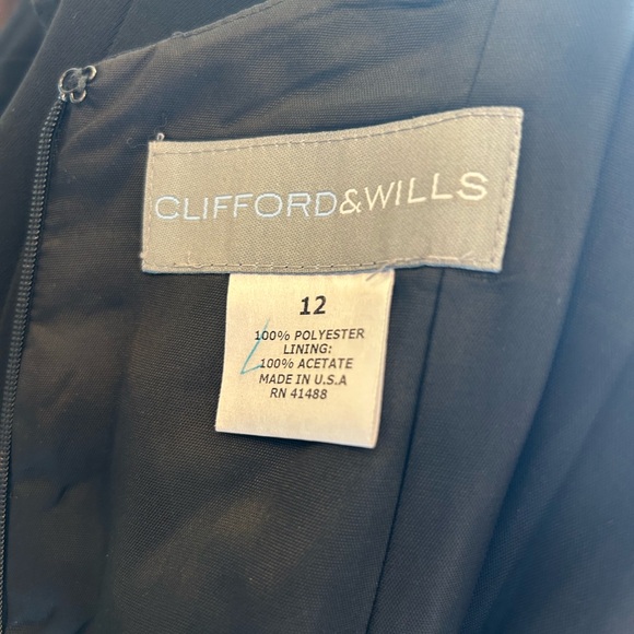 Clifford&Wills Black Sleeveless Dress - Picture 2 of 3